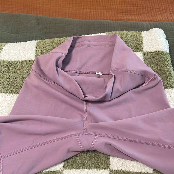 lululemon wunder train 8 inch bike shorts - jubilee - Picture 5 of 7